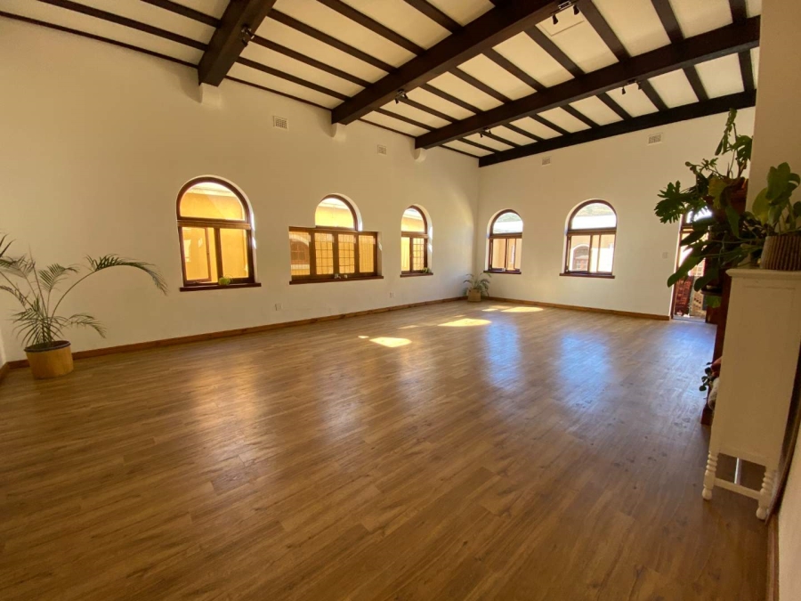 Commercial Property for Sale in Woodstock Western Cape